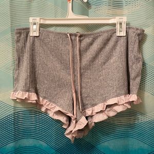 🏳️‍🌈Grey and pink ruffle Victoria Secret pajama